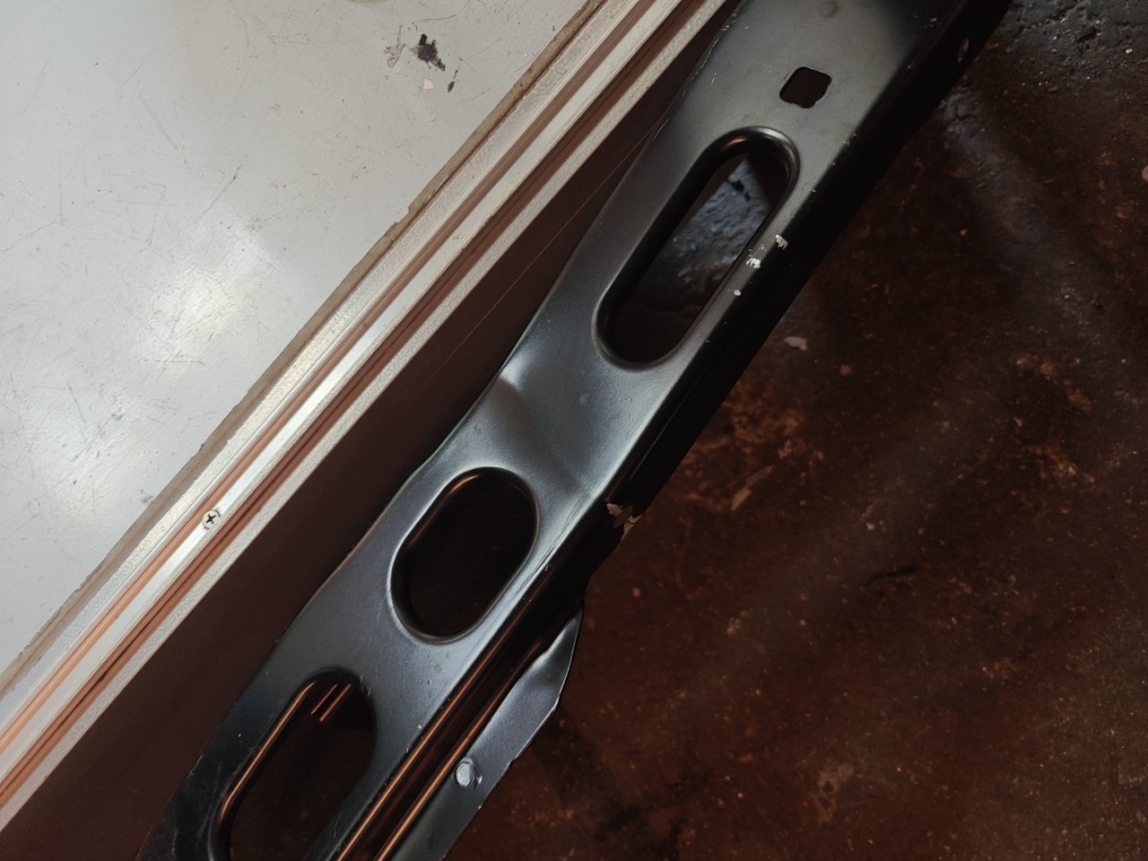 Chapa dos Fechos do Capot BMW i3 (I01) | 13 -  Imagem-1 Chapa dos Fechos do Capot BMW i3 (I01) | 13 -  Imagem-1