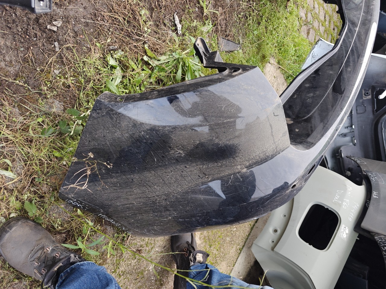 Parachoques Trás / Para Choques traseiro nu RENAULT MEGANE IV Hatchback (B9A/M/N_) | 15 -  Imagem-3