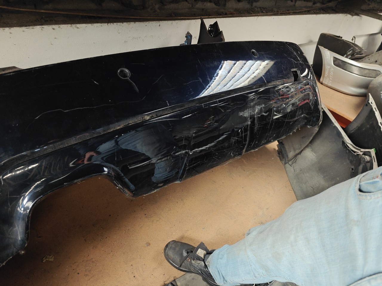 Parachoques Trás / Para Choques traseiro nu BMW 5 (E60) | 01 - 10 Imagem-2 Parachoques Trás / Para Choques traseiro nu BMW 5 (E60) | 01 - 10 Imagem-2