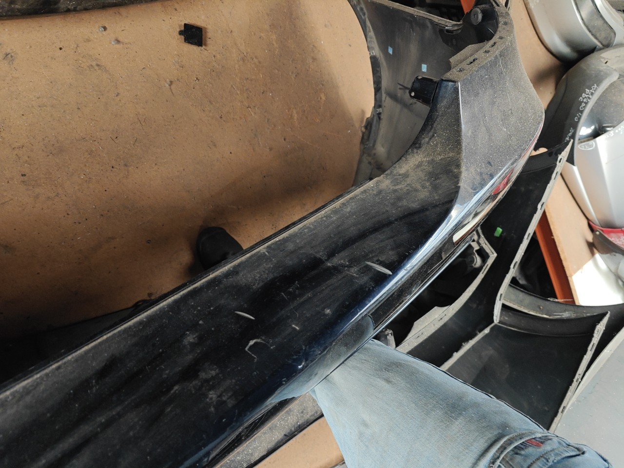 Parachoques Trás / Para Choques traseiro nu BMW 5 (E60) | 01 - 10 Imagem-5 Parachoques Trás / Para Choques traseiro nu BMW 5 (E60) | 01 - 10 Imagem-5