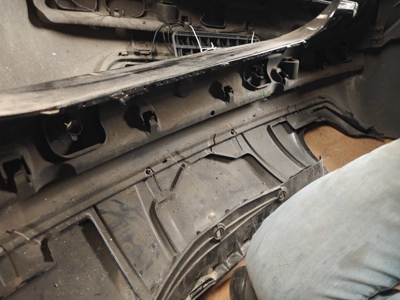 Parachoques Trás / Para Choques traseiro nu BMW 5 (E60) | 01 - 10 Imagem-13 Parachoques Trás / Para Choques traseiro nu BMW 5 (E60) | 01 - 10 Imagem-13