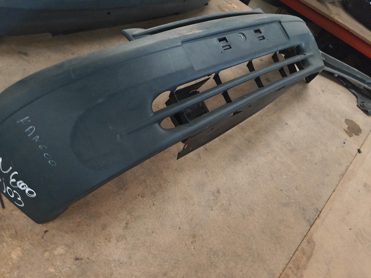 Parachoques Frente / Para Choques Frontal nu RENAULT KANGOO (KC0/1_) | 97 -  Imagem-2