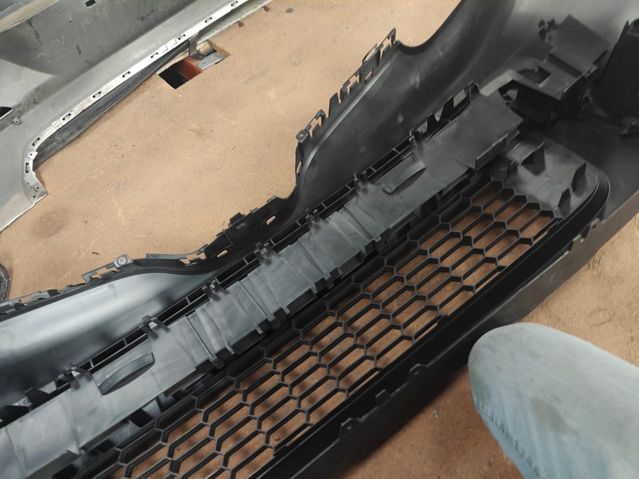 Parachoques Frente / Para Choques Frontal nu RENAULT KANGOO / GRAND KANGOO (KW0/1_) | 08 -  Imagem-12