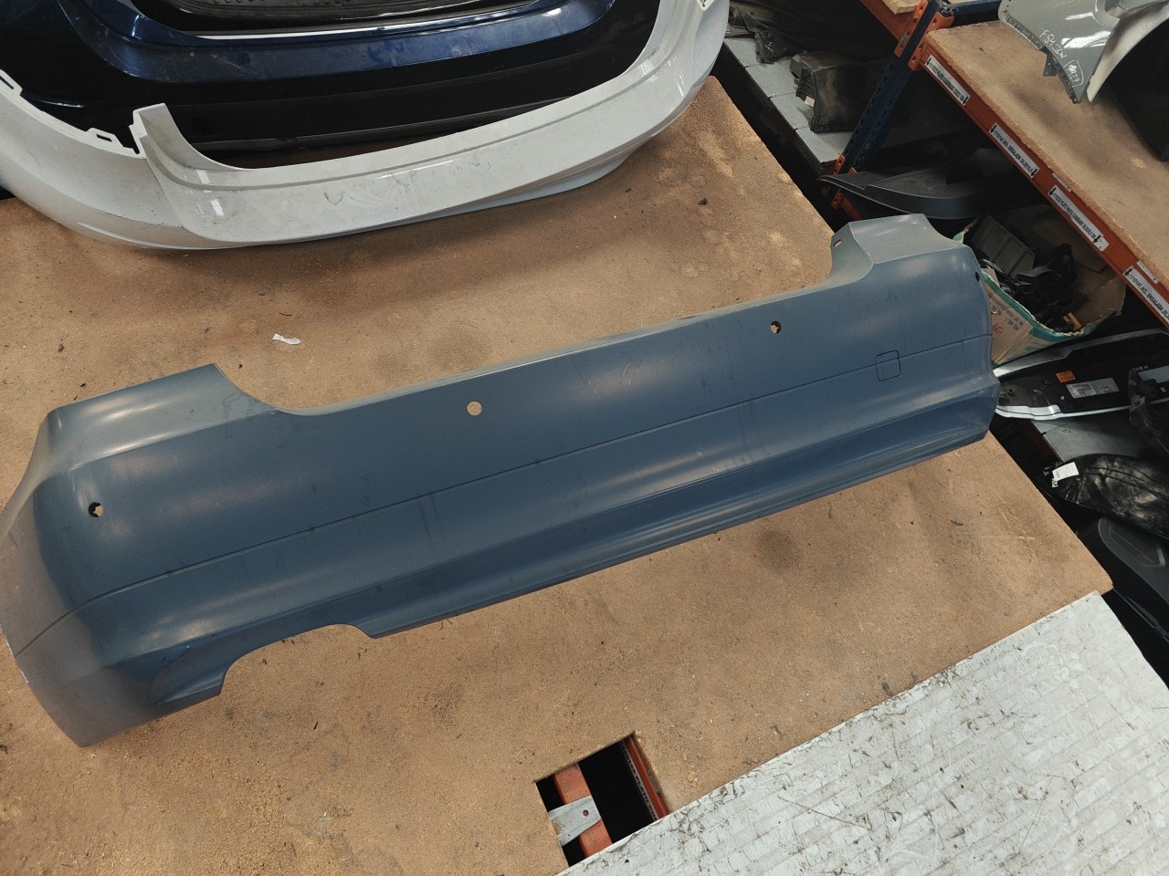 Parachoques Trás / Para Choques traseiro nu BMW 3 (E90) | 04 - 12