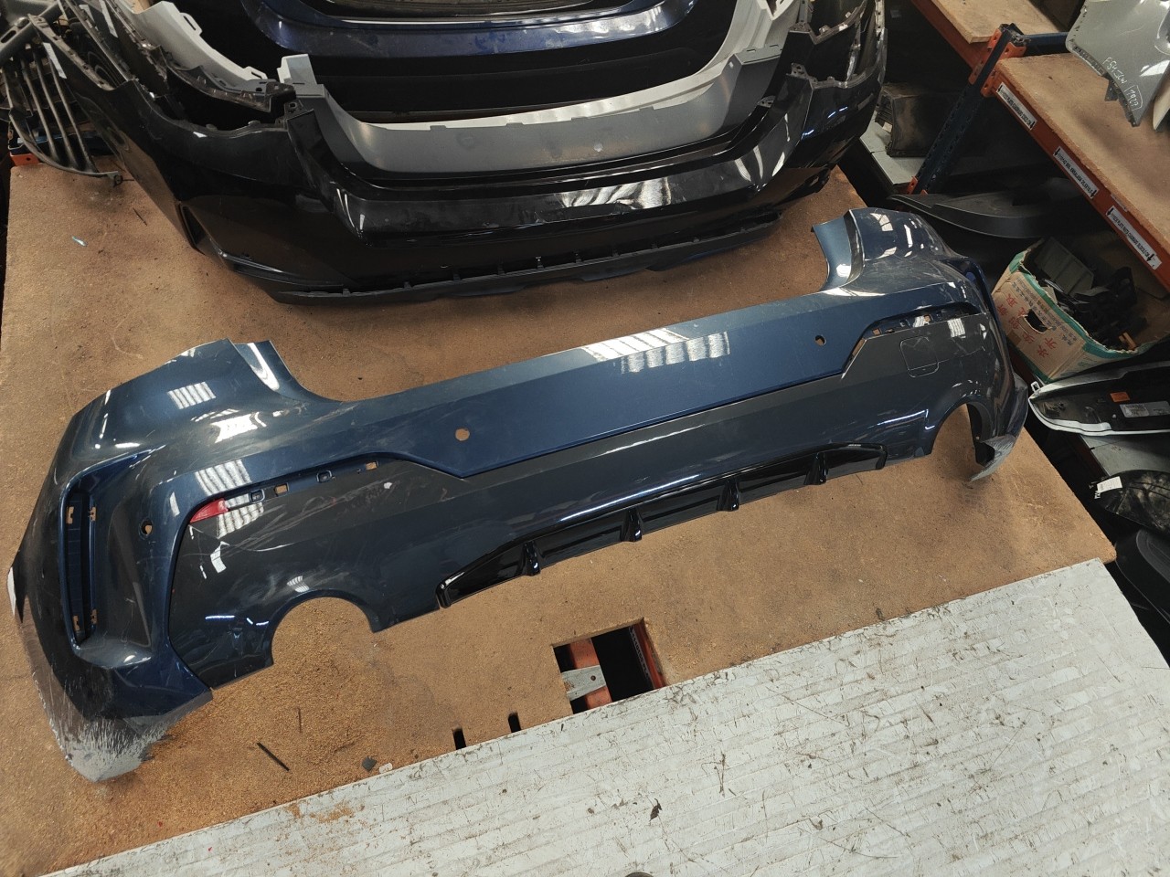 Parachoques Trás / Para Choques traseiro nu RENAULT Clio II (BB0/1/2_, CB0/1/2_)