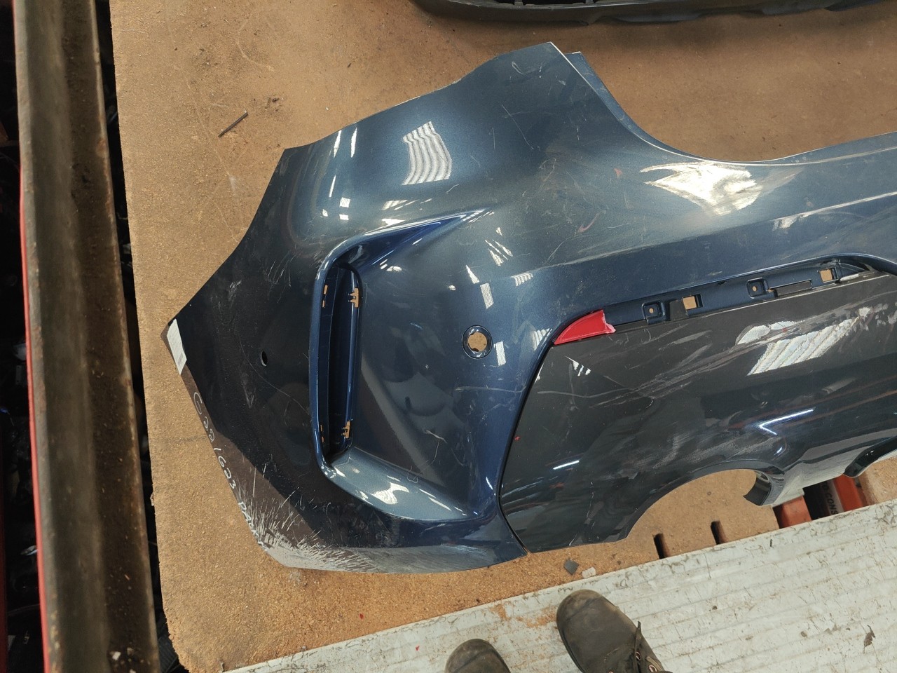 Parachoques Trás / Para Choques traseiro nu RENAULT Clio II (BB0/1/2_, CB0/1/2_) Imagem-1