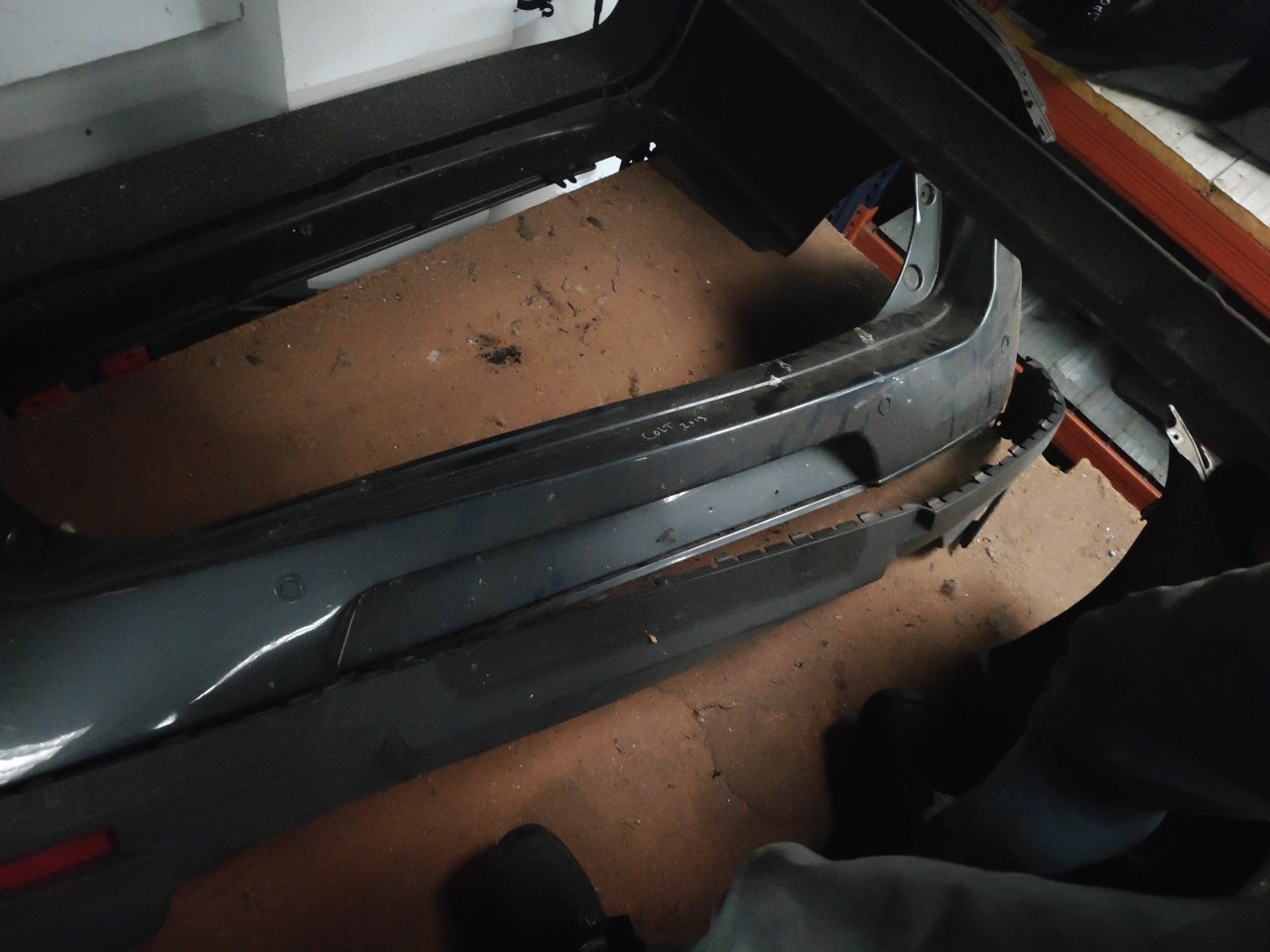 Parachoques Trás / Para Choques traseiro nu MITSUBISHI COLT VI (Z3_A, Z2_A) | 02 - 12