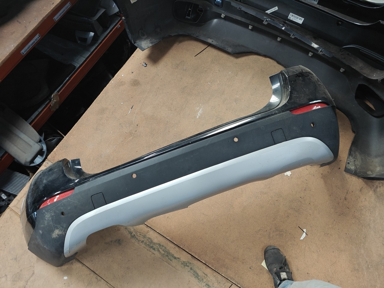 Parachoques Trás / Para Choques traseiro nu BMW X1 (E84) | 09 - 15