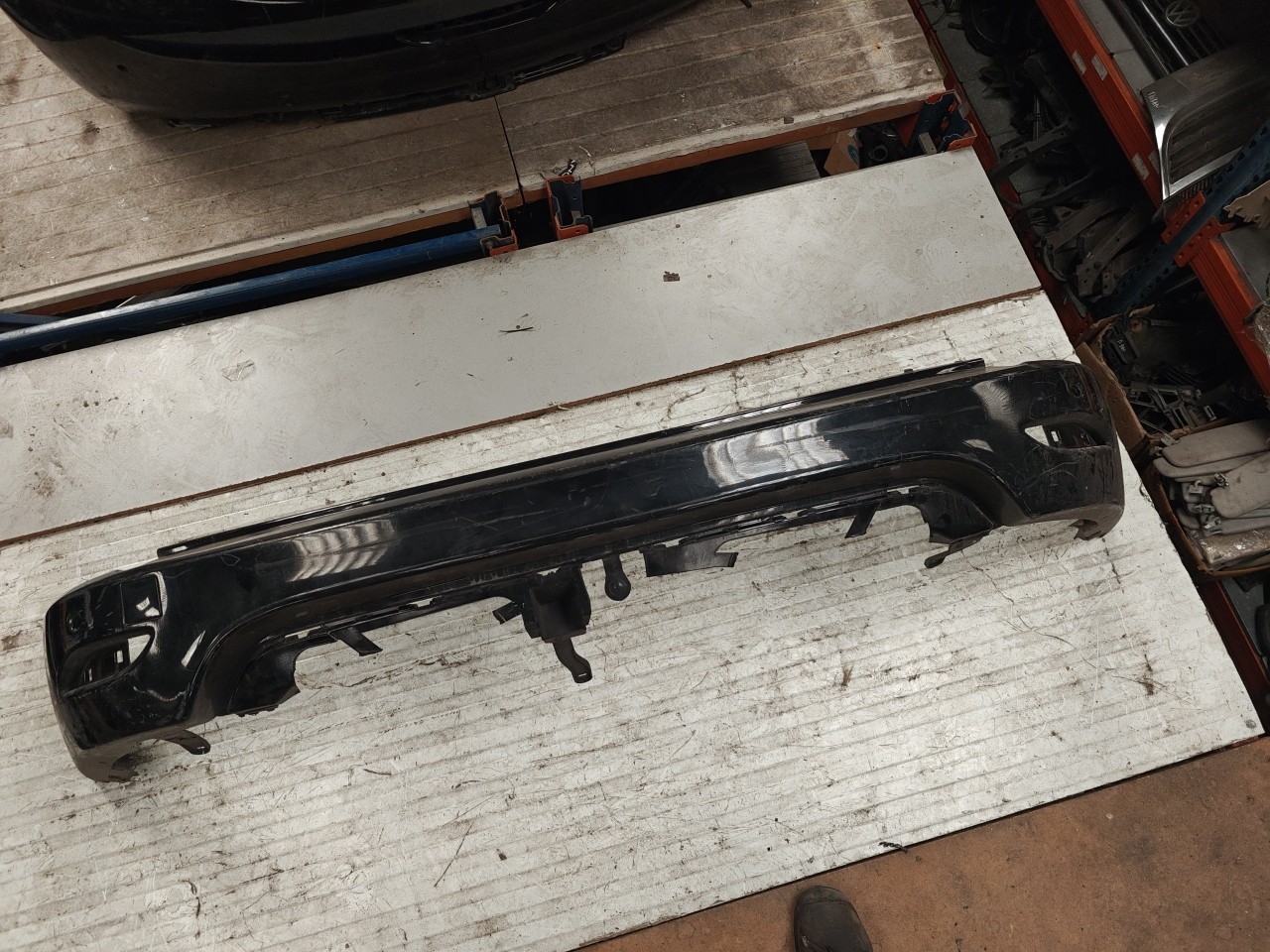 Parachoques Trás / Para Choques traseiro nu RENAULT MEGANE III Hatchback (BZ0/1_) | 08 - 