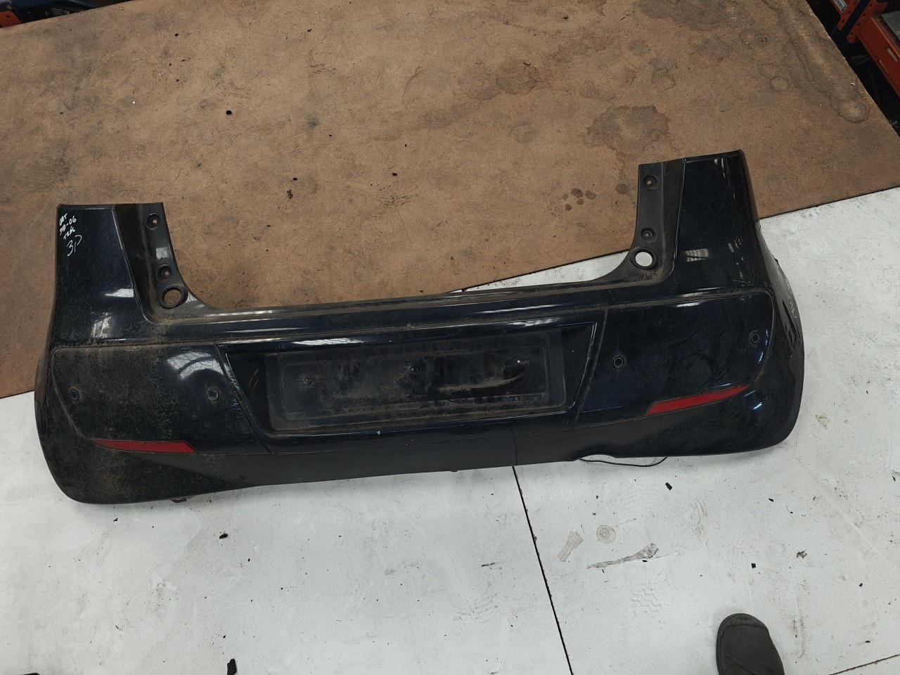 Parachoques Trás / Para Choques traseiro nu MITSUBISHI COLT Caixa/Hatchback (Z3_V) | 04 - 12