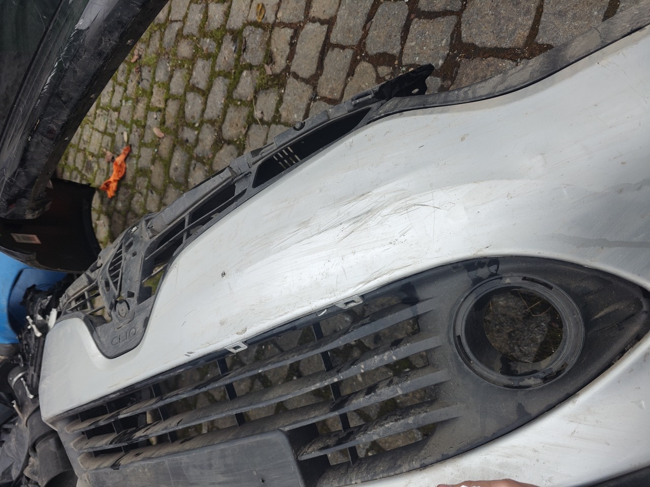 Parachoques Frente / Para Choques Frontal nu RENAULT CLIO IV (BH_) | 12 -  Imagem-8