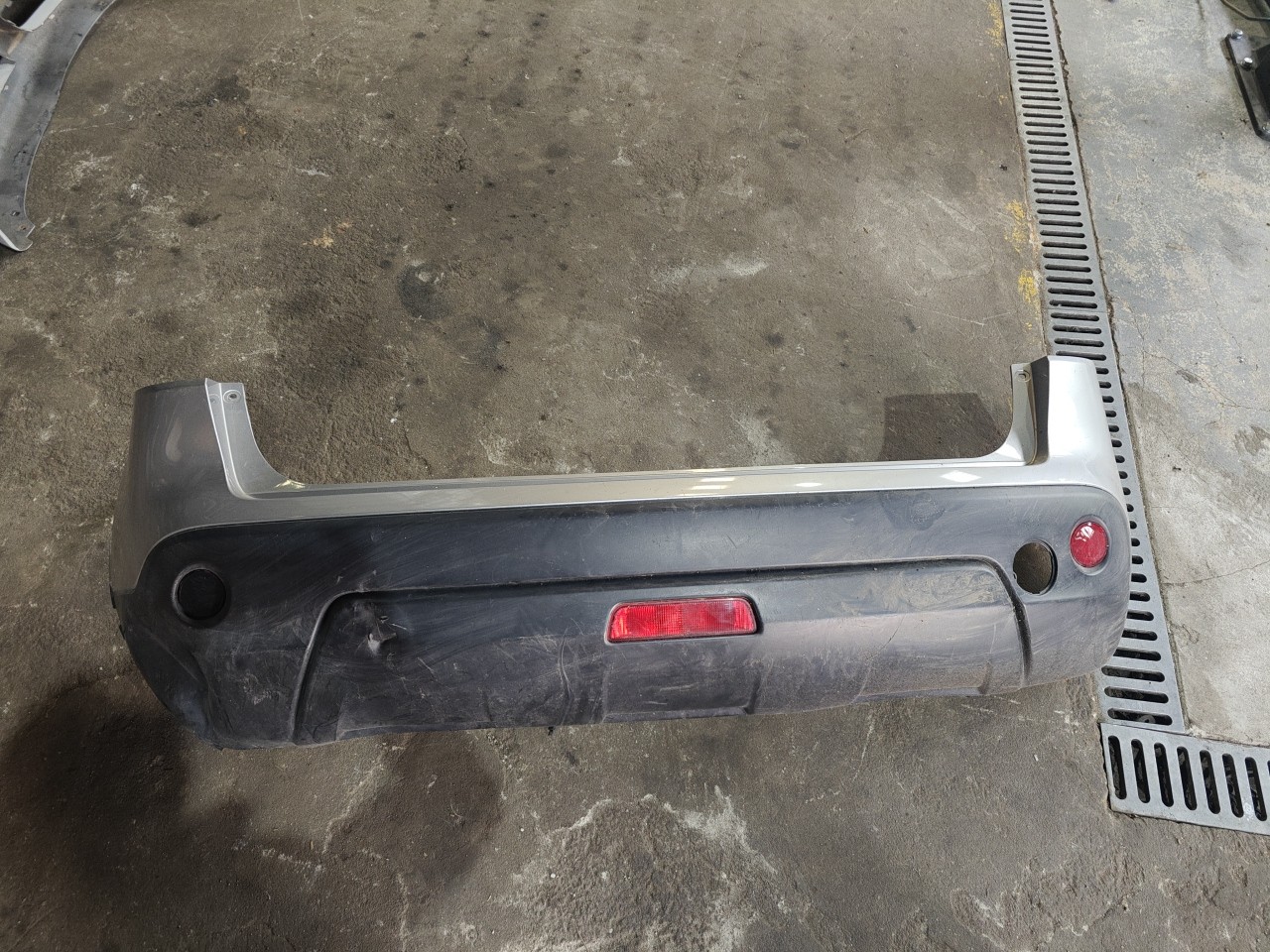 Parachoques Trás / Para Choques traseiro nu NISSAN QASHQAI / QASHQAI +2 I (J10, NJ10, JJ10E) | 06 - 14