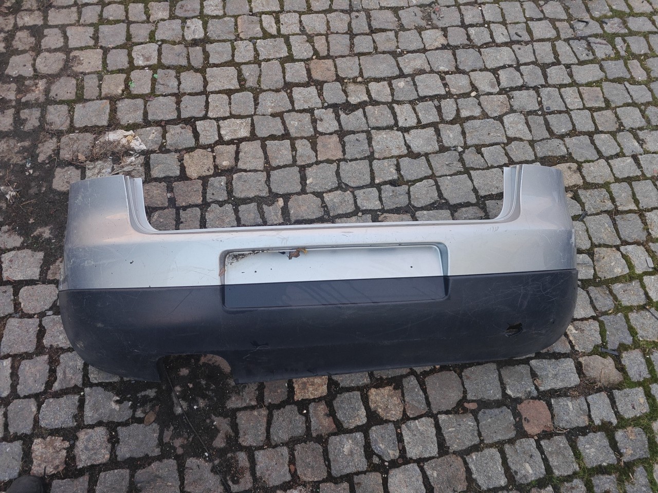Parachoques Trás / Para Choques traseiro nu VOLKSWAGEN GOLF V (1K1) | 03 - 09