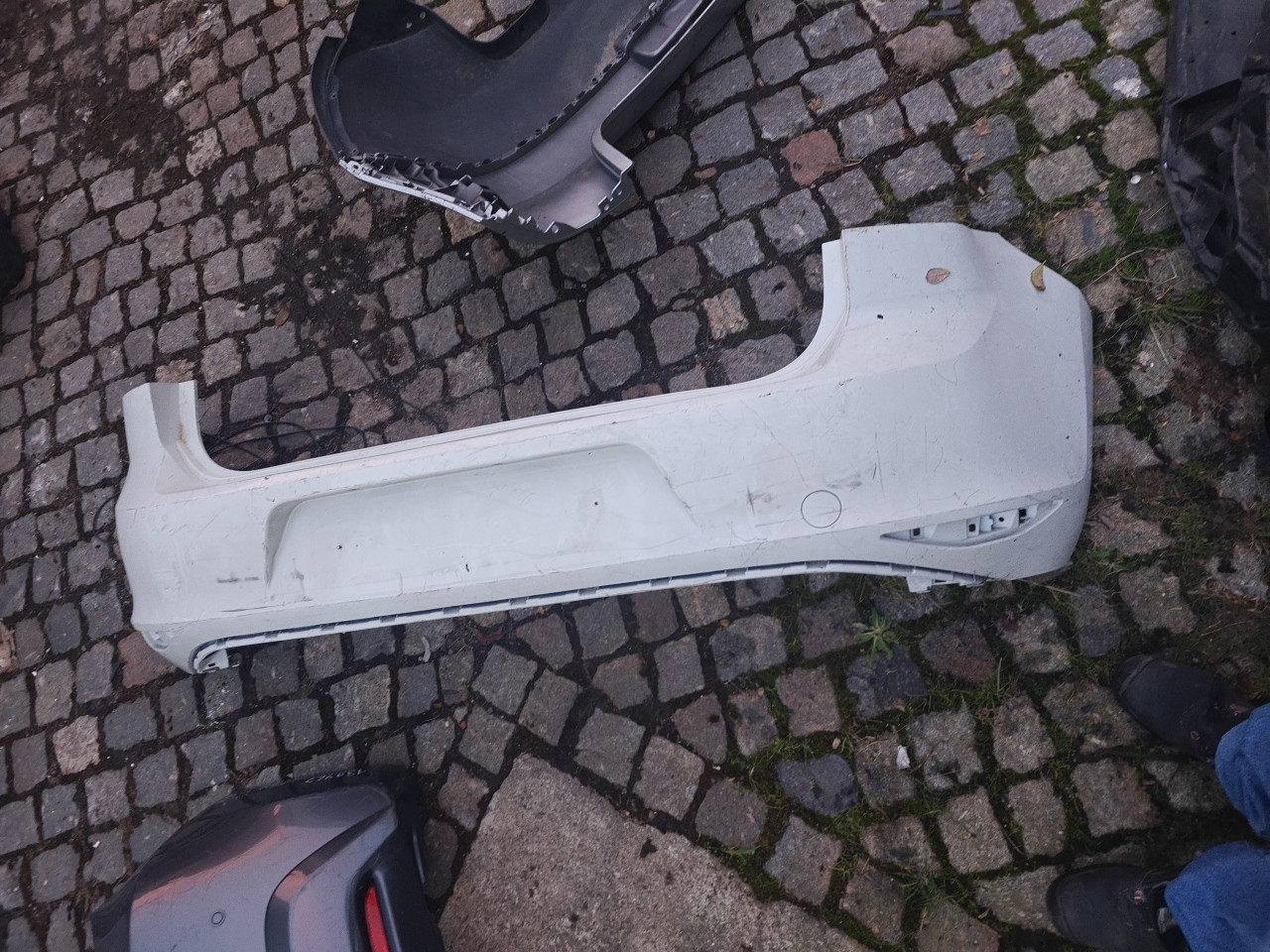 Parachoques Trás / Para Choques traseiro nu VOLKSWAGEN GOLF VII (5G1, BQ1, BE1, BE2) | 12 - 