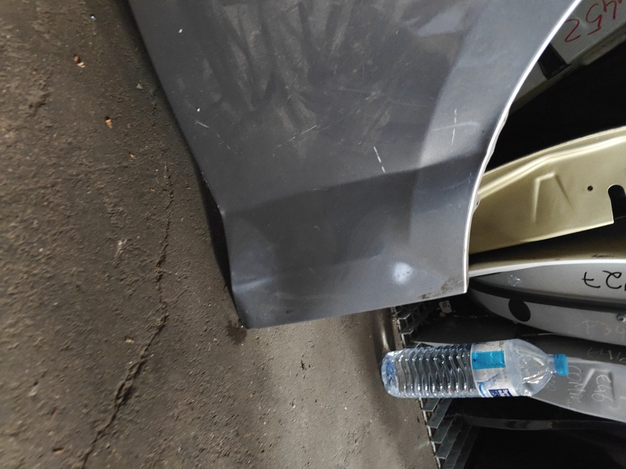 Guarda Lamas Frente Direito BMW 1 (E87) | 03 - 13 Imagem-1