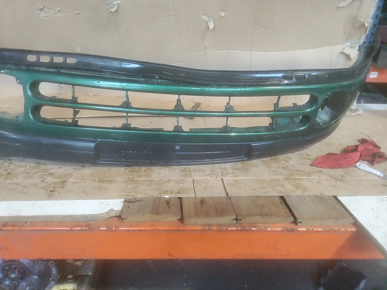 Parachoques Frente / Para Choques Frontal nu RENAULT CLIO II (BB_, CB_) | 98 - 