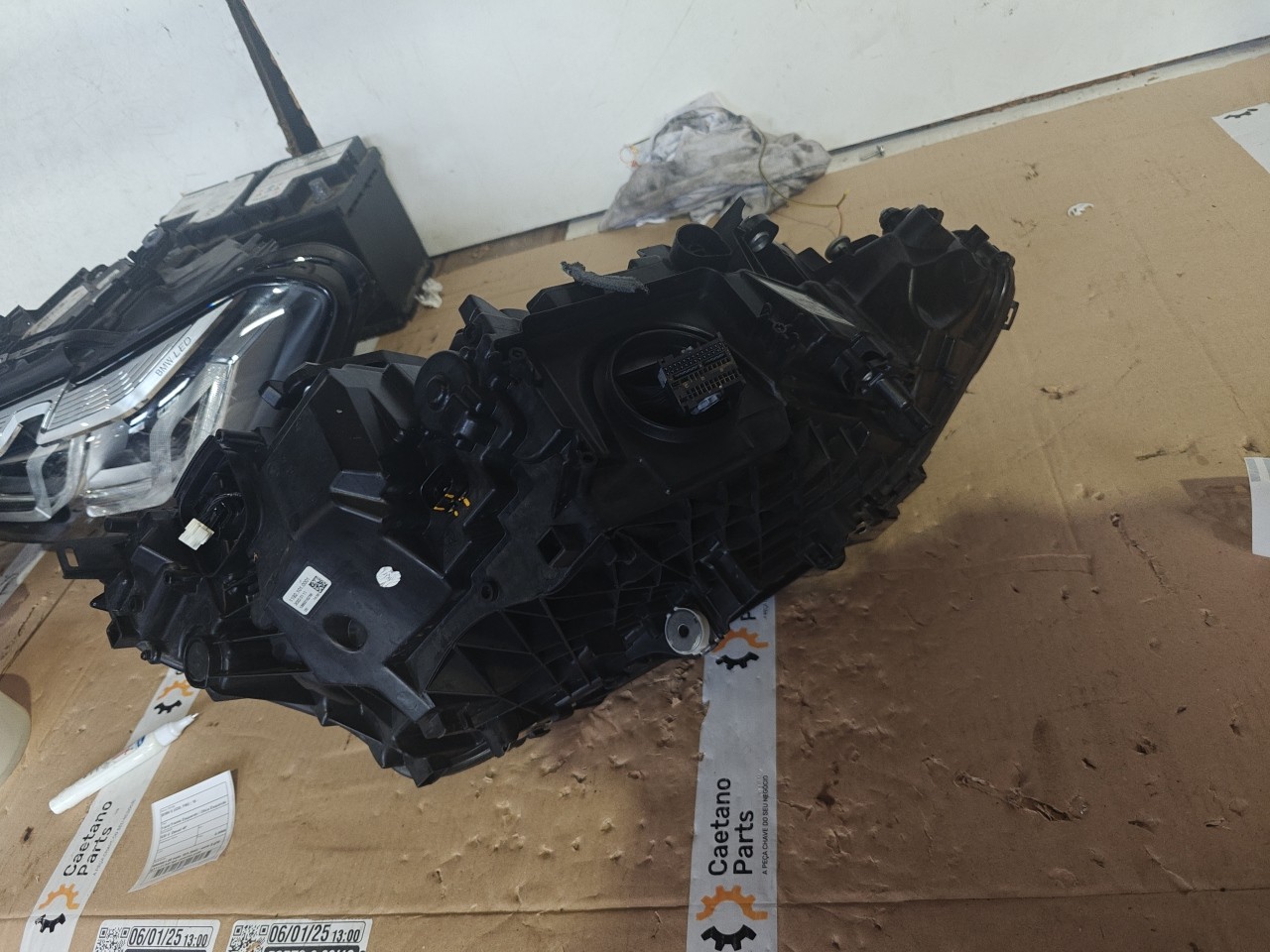 Farol Frente Esquerdo / Otica Esquerda RENAULT Clio II (BB0/1/2_, CB0/1/2_) Imagem-11