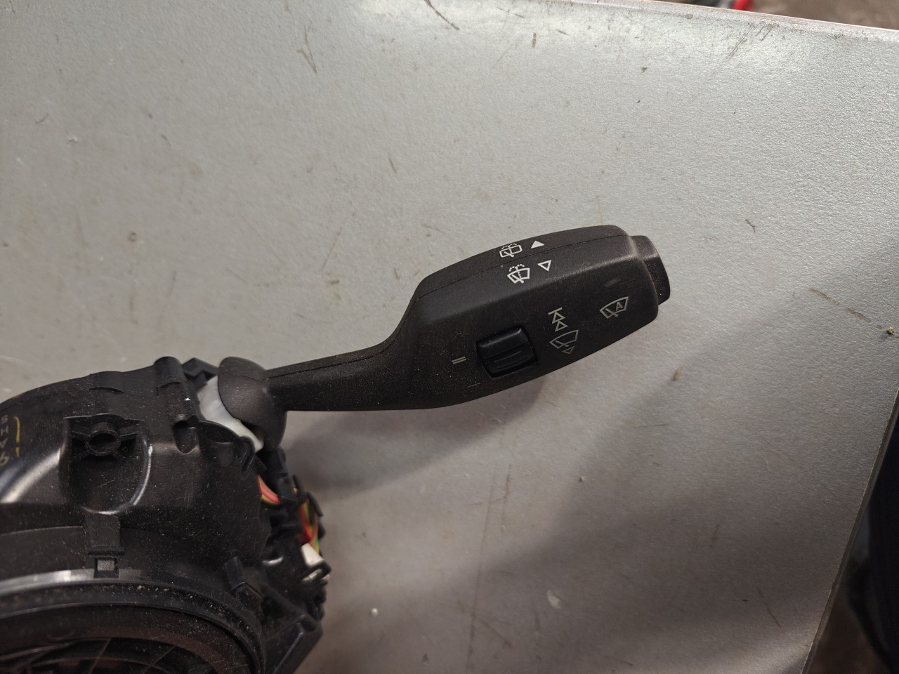 Fita de Airbag com Comutador luzes e limpa vidros BMW 5 Touring (F11) | 09 - 17 Imagem-2