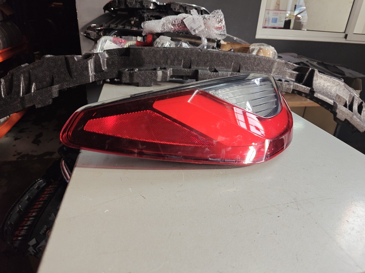 Farolim Esquerdo Painel Lanterna Esquerda Ilharga RENAULT Clio II (BB0/1/2_, CB0/1/2_) Imagem-2