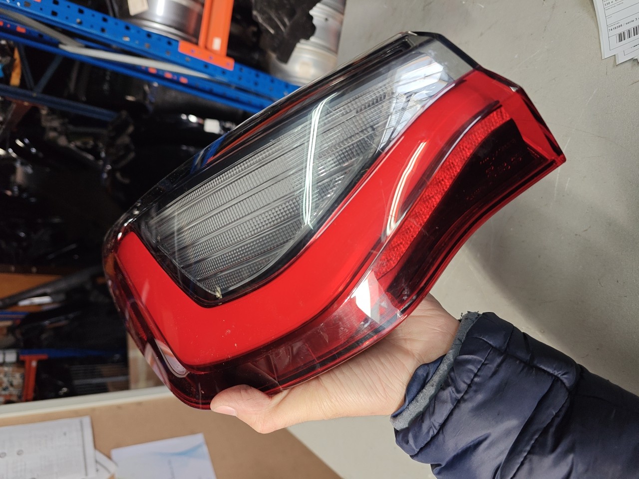Farolim Esquerdo Painel Lanterna Esquerda Ilharga RENAULT Clio II (BB0/1/2_, CB0/1/2_) Imagem-4