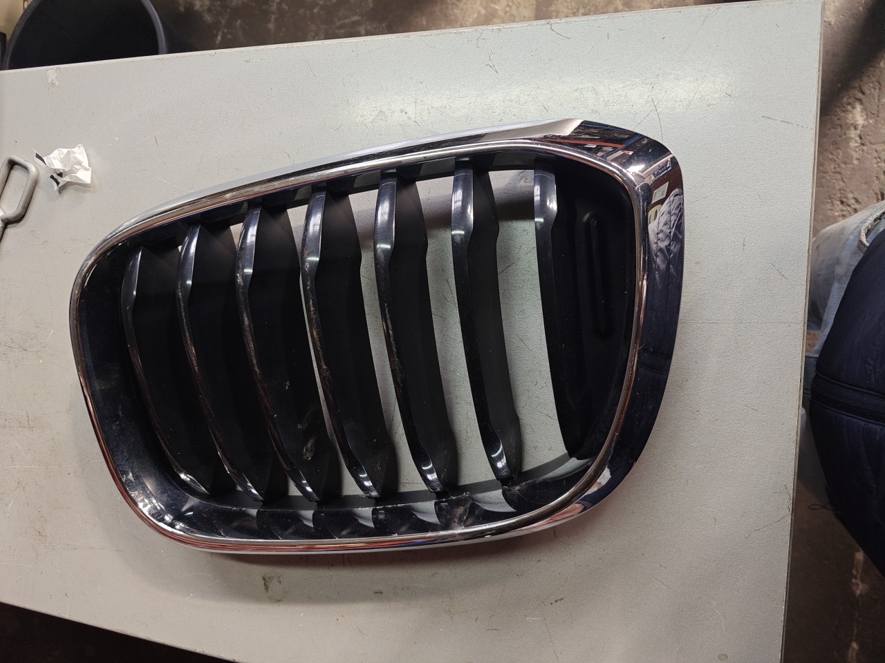Grelha Superior Esquerda do Parachoques Frente BMW X3 (G01, F97) | 17 - 