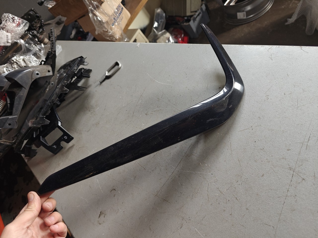 Friso da Grelha do Farol Nevoeiro Frente Direito BMW 5 (G30, F90) | 16 - 