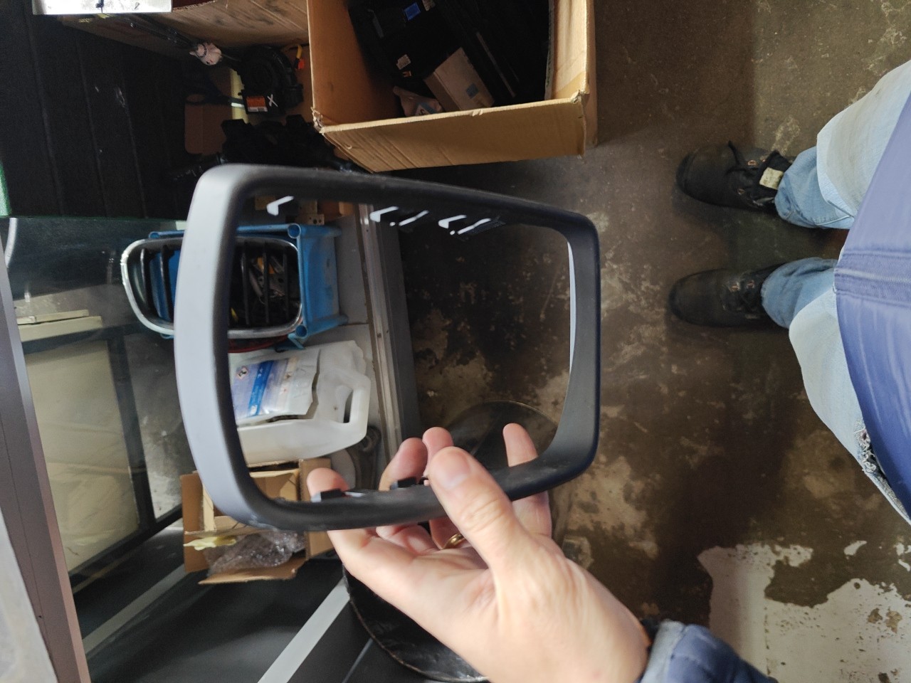 Aro da Capa do Espelho Retrovisor Esquerdo BMW X3 (E83) | 03 - 11 Imagem-1 Aro da Capa do Espelho Retrovisor Esquerdo BMW X3 (E83) | 03 - 11 Imagem-1