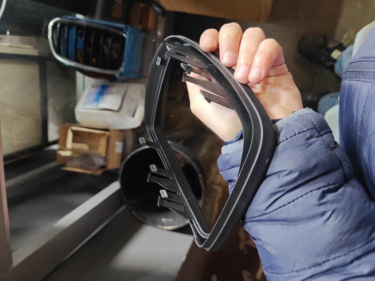 Aro da Capa do Espelho Retrovisor Esquerdo BMW X3 (E83) | 03 - 11 Imagem-4 Aro da Capa do Espelho Retrovisor Esquerdo BMW X3 (E83) | 03 - 11 Imagem-4