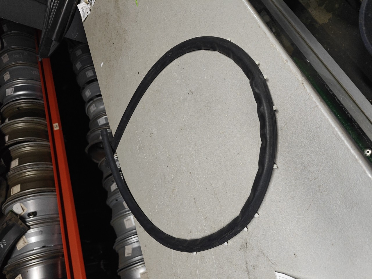 Borracha de Vedação do Capot BMW i7 G70