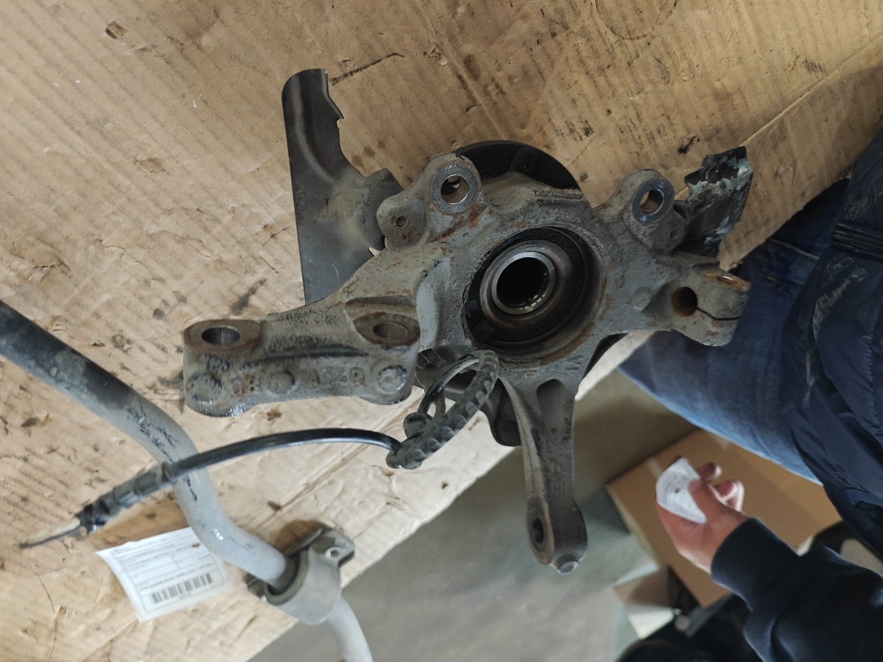 Manga de Eixo Frente Esquerda FIAT GRANDE PUNTO (199_) | 05 -  Imagem-3 Manga de Eixo Frente Esquerda FIAT GRANDE PUNTO (199_) | 05 -  Imagem-3