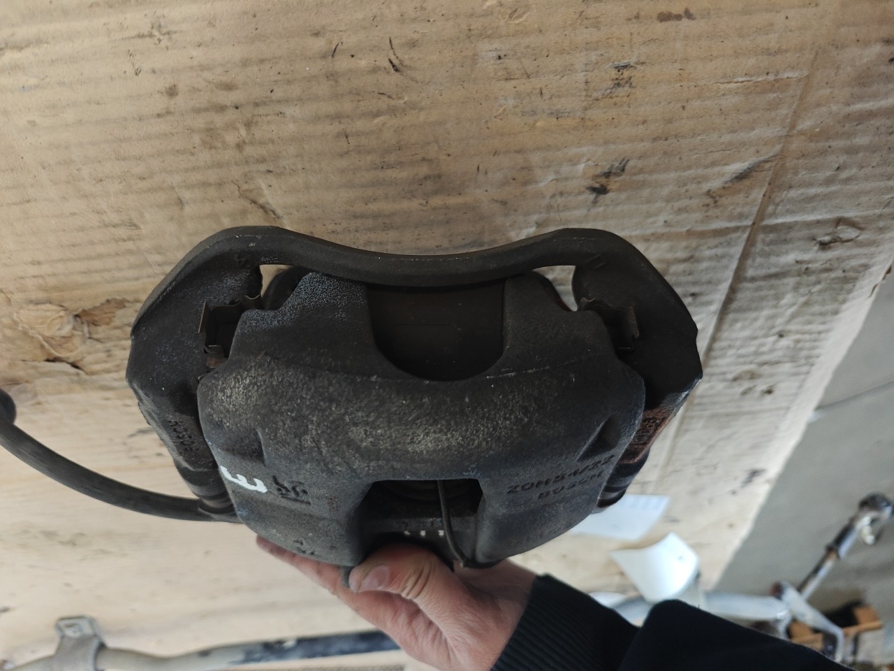 Pinça de Travão Frente Esquerda Maxila FIAT GRANDE PUNTO (199_) | 05 -  Imagem-2 Pinça de Travão Frente Esquerda Maxila FIAT GRANDE PUNTO (199_) | 05 -  Imagem-2