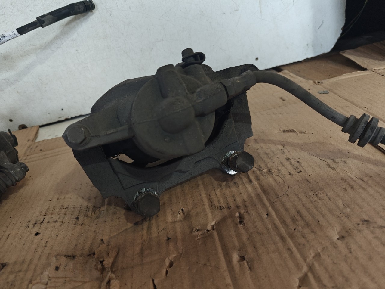 Pinça de Travão Frente Direita Maxila FIAT GRANDE PUNTO (199_) | 05 -  Imagem-2 Pinça de Travão Frente Direita Maxila FIAT GRANDE PUNTO (199_) | 05 -  Imagem-2