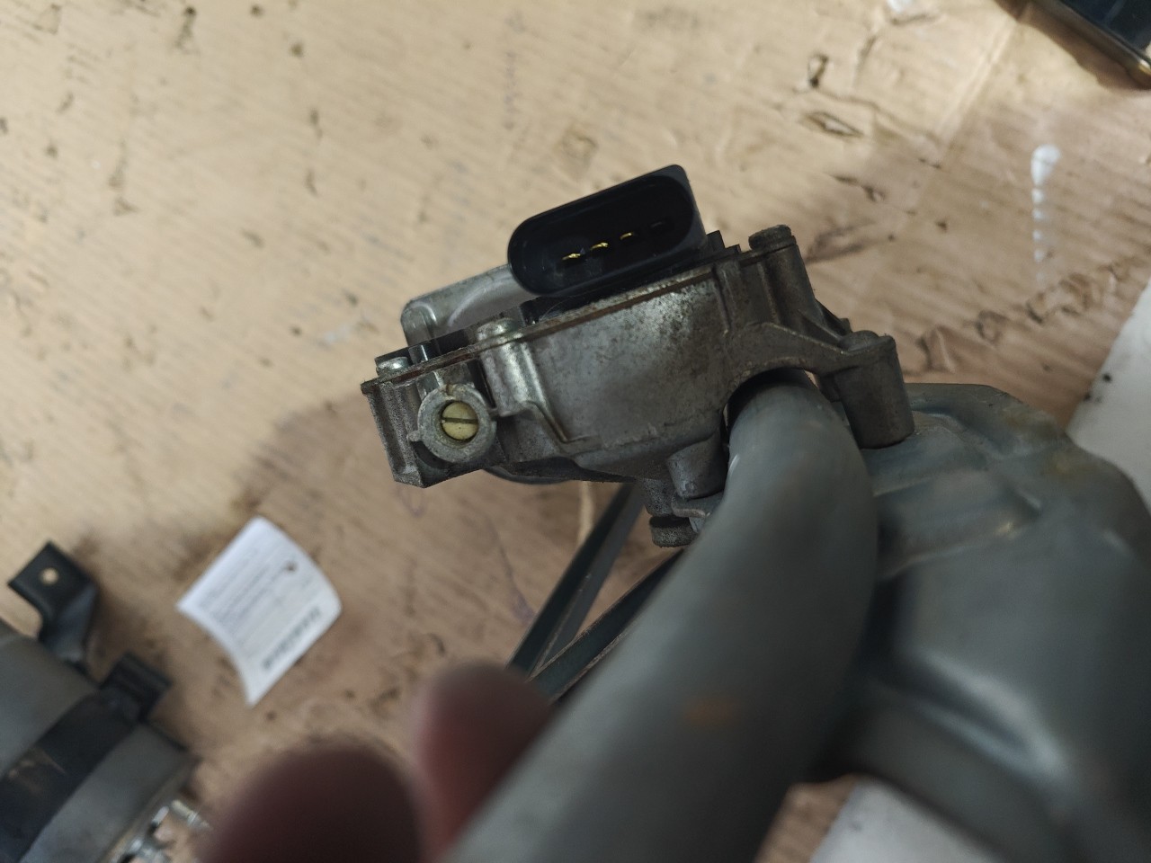 Motor de Escovas da Frente FIAT GRANDE PUNTO (199_) | 05 -  Imagem-3 Motor de Escovas da Frente FIAT GRANDE PUNTO (199_) | 05 -  Imagem-3