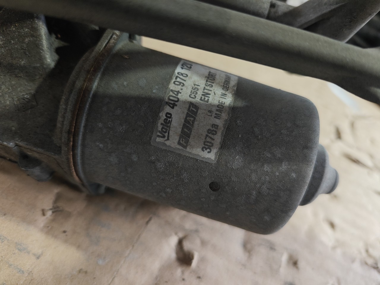 Motor de Escovas da Frente FIAT GRANDE PUNTO (199_) | 05 -  Imagem-8 Motor de Escovas da Frente FIAT GRANDE PUNTO (199_) | 05 -  Imagem-8