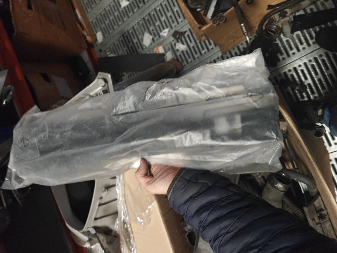Suporte Embaladeira Esquerda BMW 3 (F30, F80) | 11 - 18