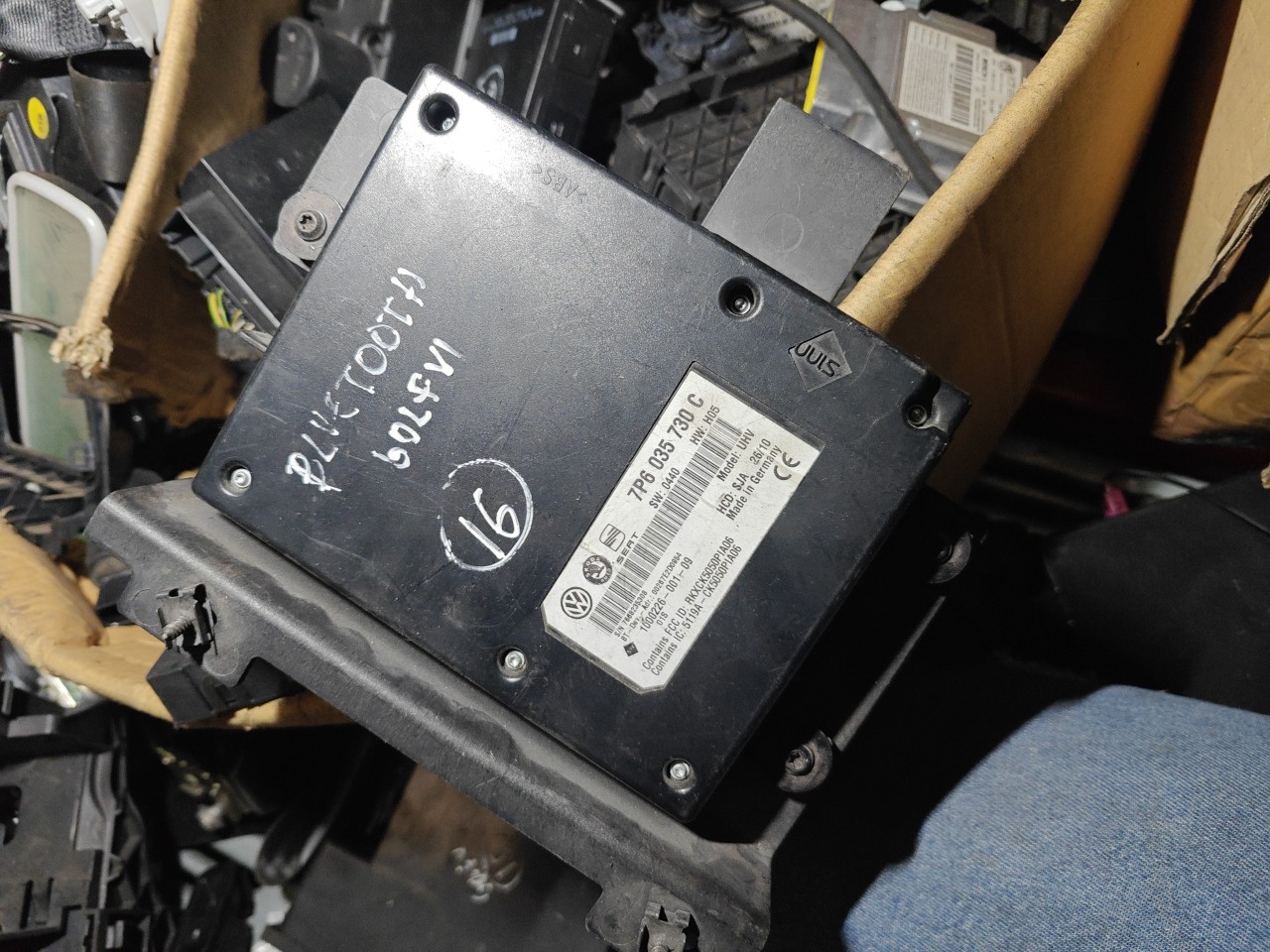 Modulo Bluetooth Telefone mãos livres telematica VOLKSWAGEN GOLF VI (5K1) | 08 - 14 Imagem-0 Modulo Bluetooth Telefone mãos livres telematica VOLKSWAGEN GOLF VI (5K1) | 08 - 14 Imagem-0