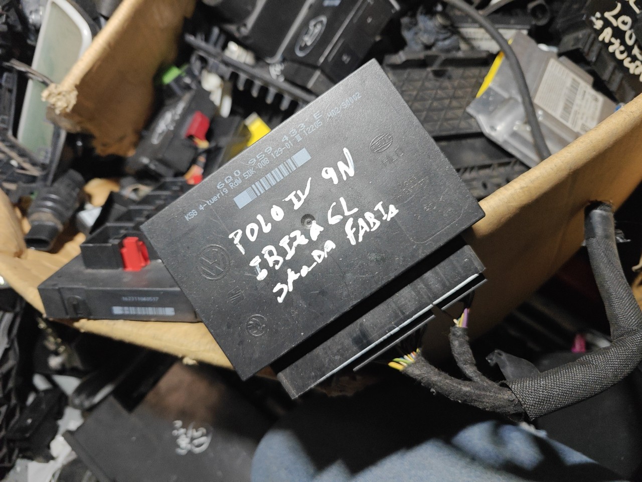 Modulo de Conforto VOLKSWAGEN POLO (9N_) | 01 - 14