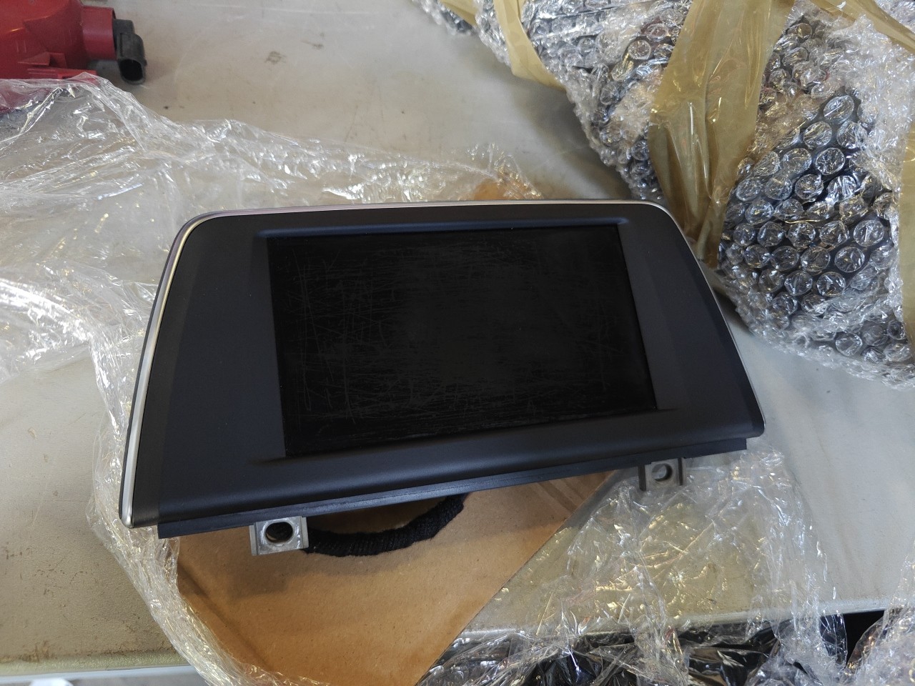 Display / Visor / Ecrã BMW 2 Active Tourer (F45) | 13 - 