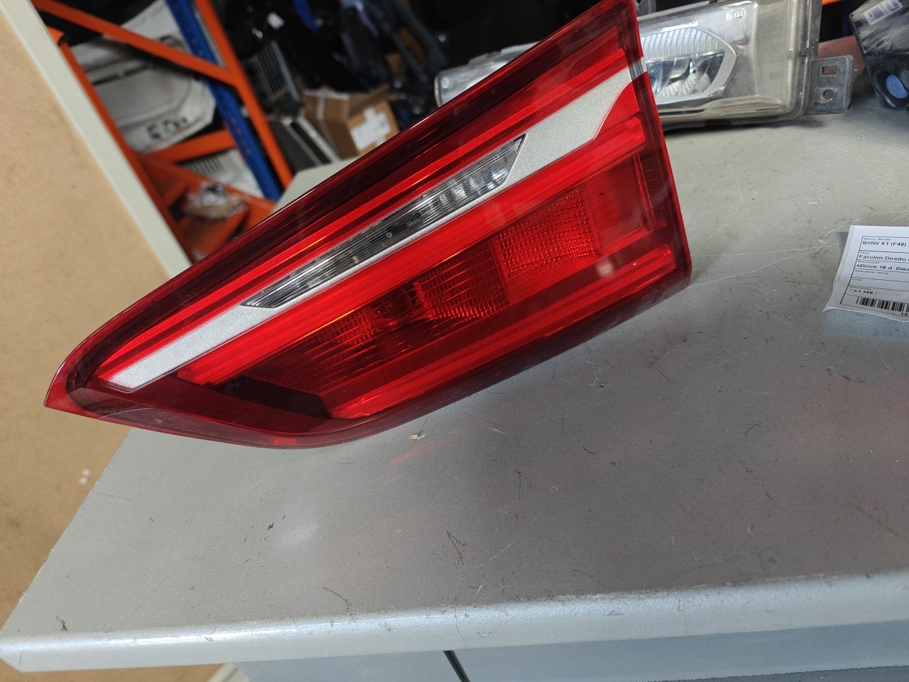 Farolim Direito da Mala BMW X1 (F48) | 14 - 