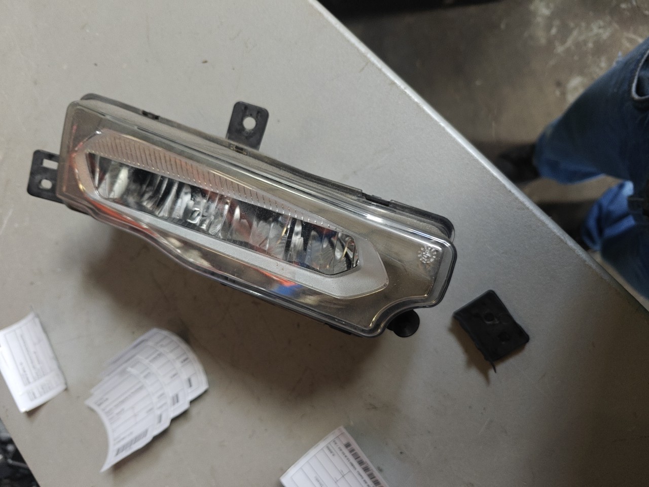 Farol / LED Diurno Frente Direito BMW X3 (G01, F97) | 17 - 