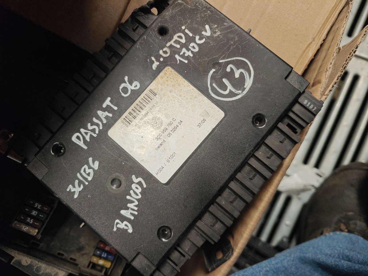 Modulo de controlo do Banco VOLKSWAGEN PASSAT (3C2) | 05 - 10