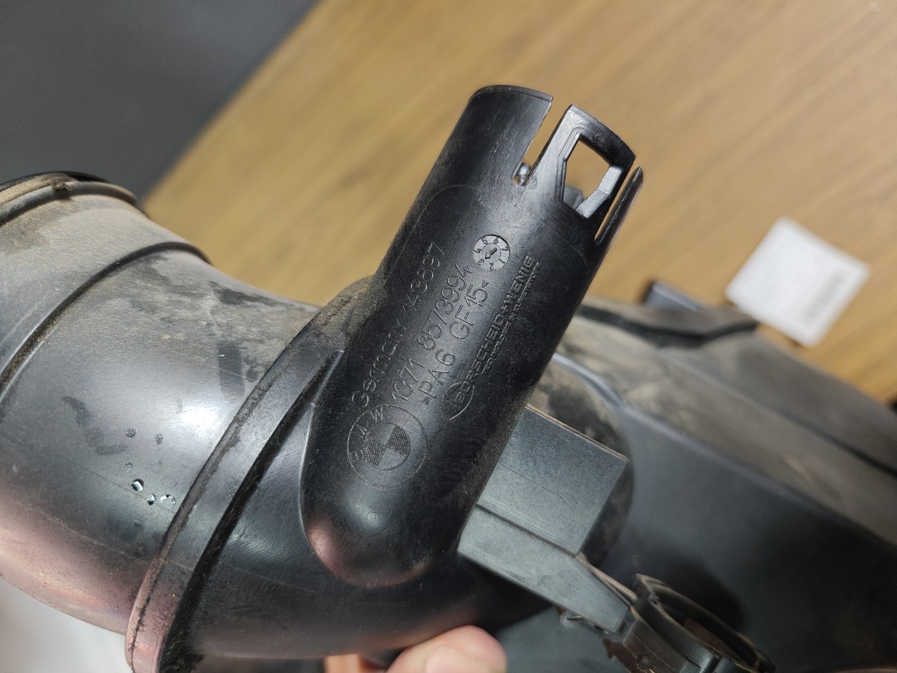 Tubo de Admissão Ar BMW 4 Gran Coupe (F36) | 14 -  Imagem-1 Tubo de Admissão Ar BMW 4 Gran Coupe (F36) | 14 -  Imagem-1