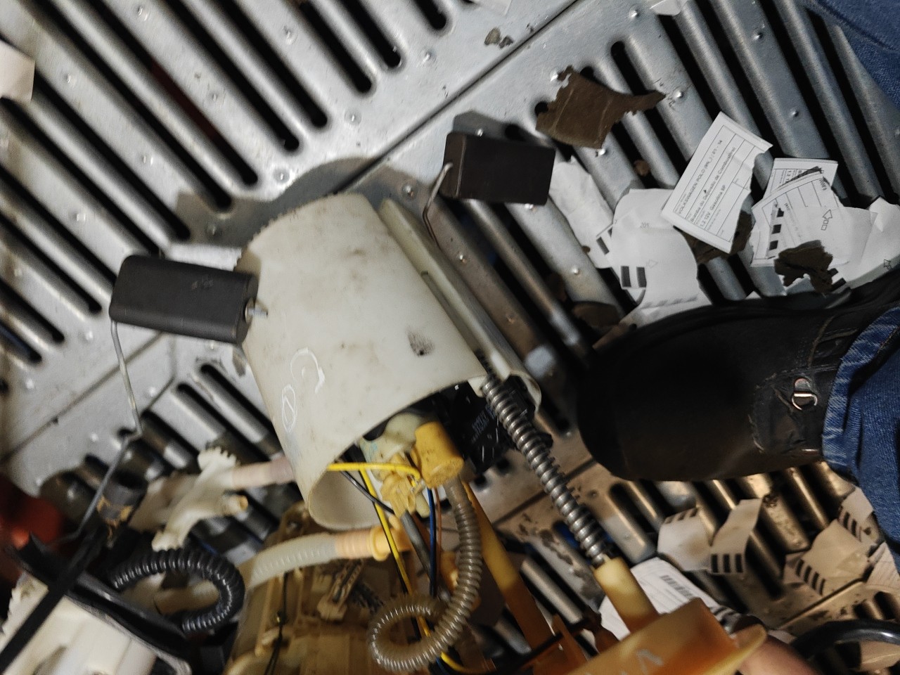 Bomba do Deposito de Combustivel VOLKSWAGEN POLO (9N_) | 01 - 14 Imagem-4