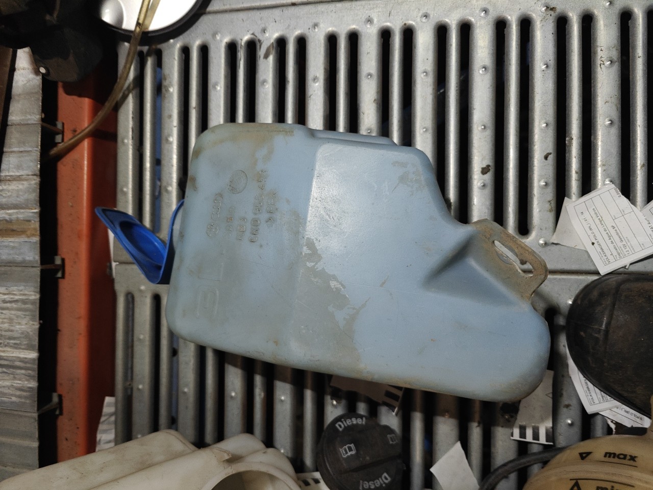 Deposito de Agua do Limpa Vidros VOLKSWAGEN POLO (9N_) | 01 - 14