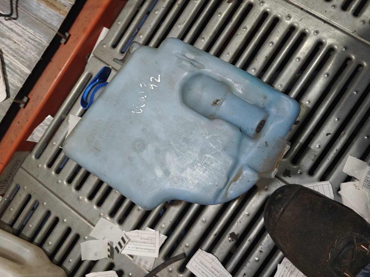 Deposito de Agua do Limpa Vidros VOLKSWAGEN POLO (9N_) | 01 - 14