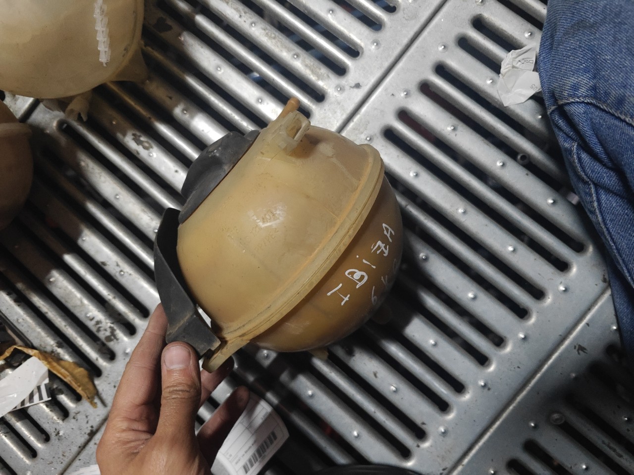 Deposito de Agua do Radiador / Vaso de Expansão SEAT IBIZA III (6L1) | 02 - 09