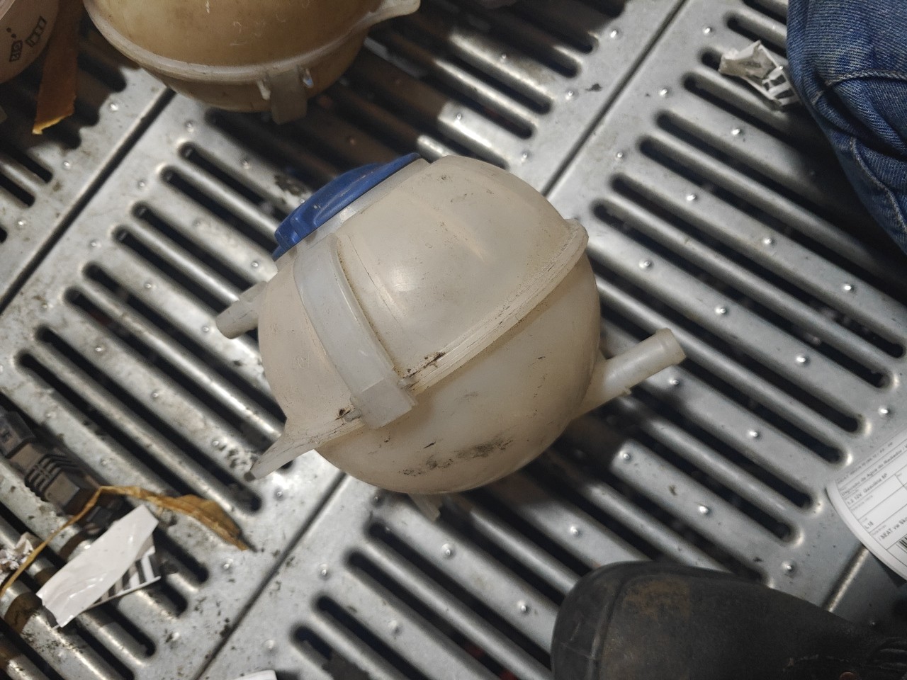 Deposito de Agua do Radiador / Vaso de Expansão SEAT IBIZA III (6L1) | 02 - 09