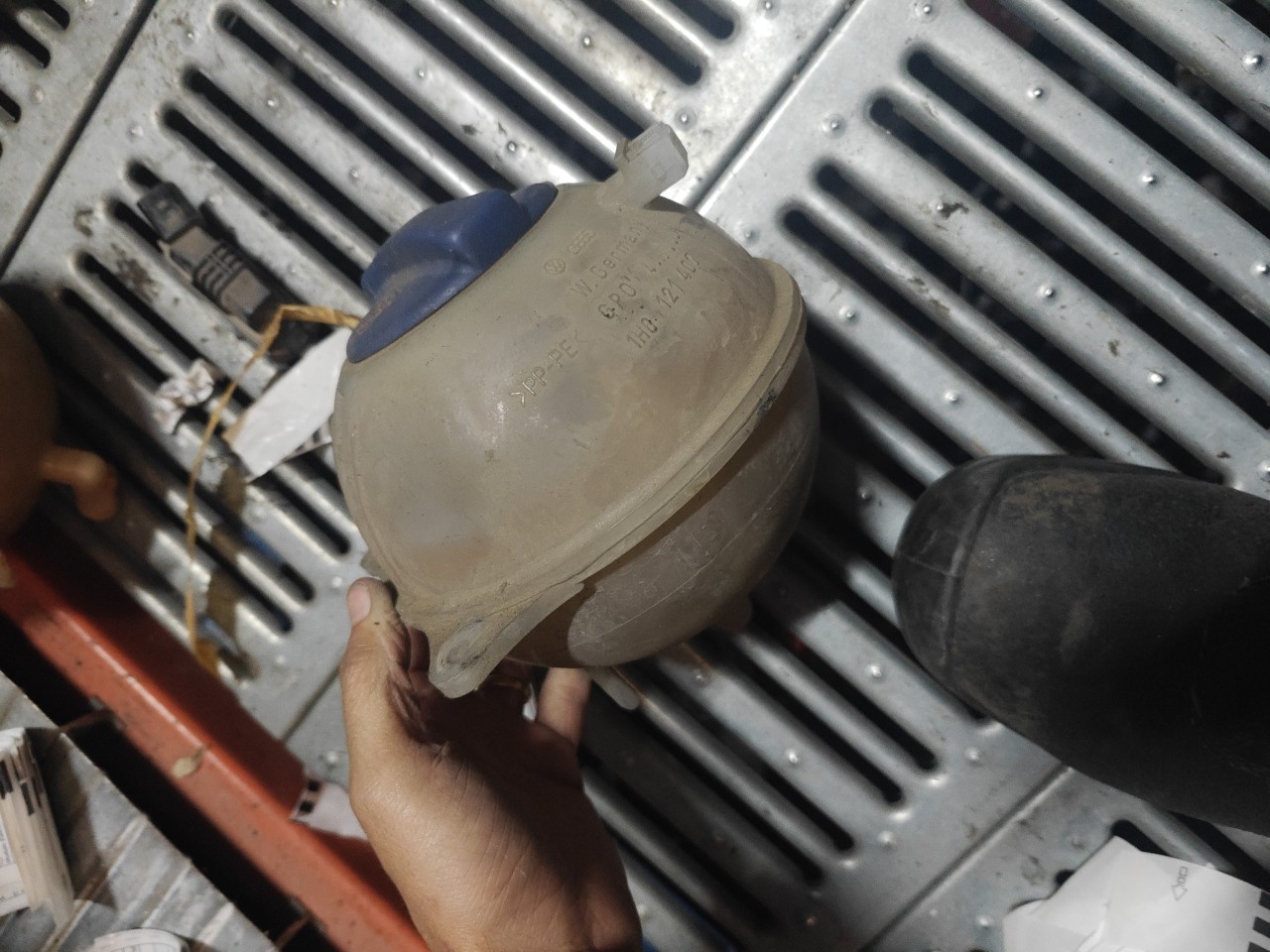 Deposito de Agua do Radiador / Vaso de Expansão SEAT IBIZA III (6L1) | 02 - 09