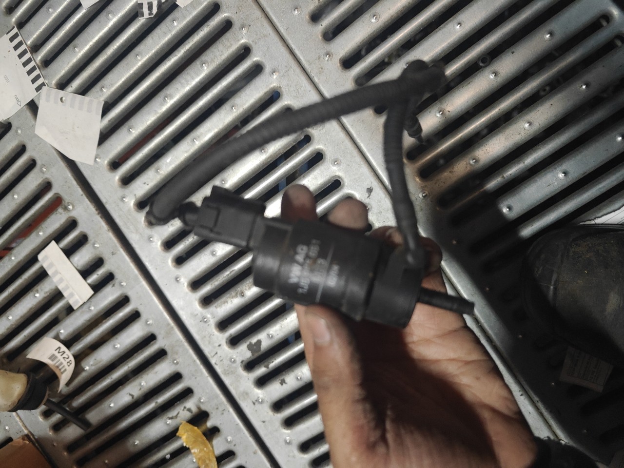 Motor do deposito de agua do Limpa Vidros SEAT IBIZA III (6L1) | 02 - 09