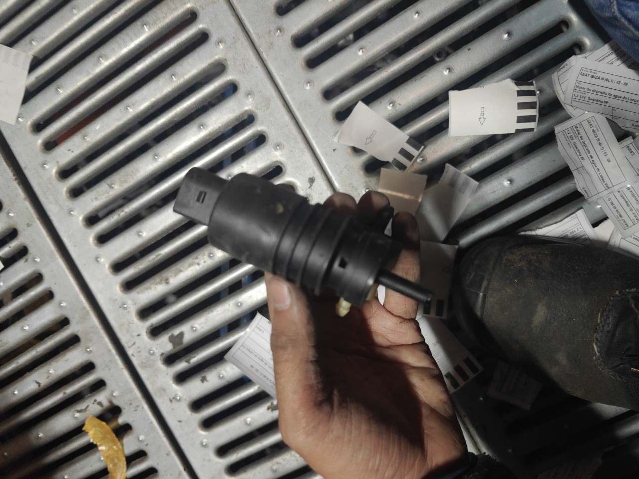 Motor do deposito de agua do Limpa Vidros SEAT IBIZA III (6L1) | 02 - 09